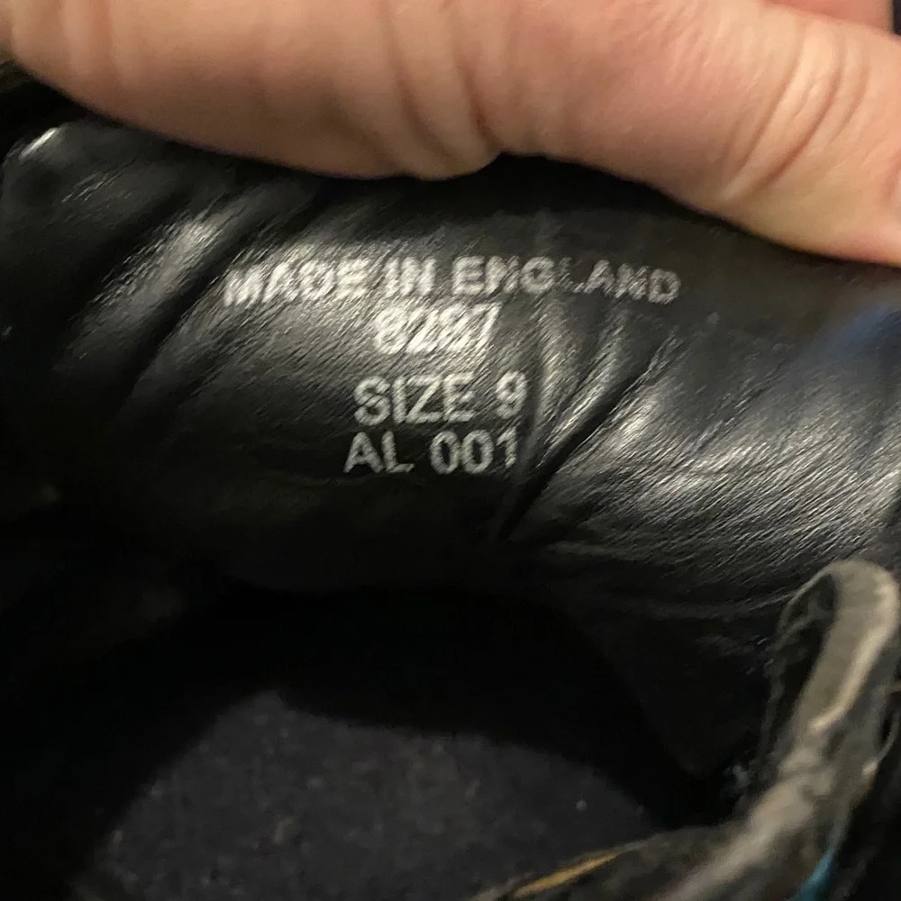 Dr. Martens Black Leather 8287 Men's Boots Made in England - Picture 6 of 6